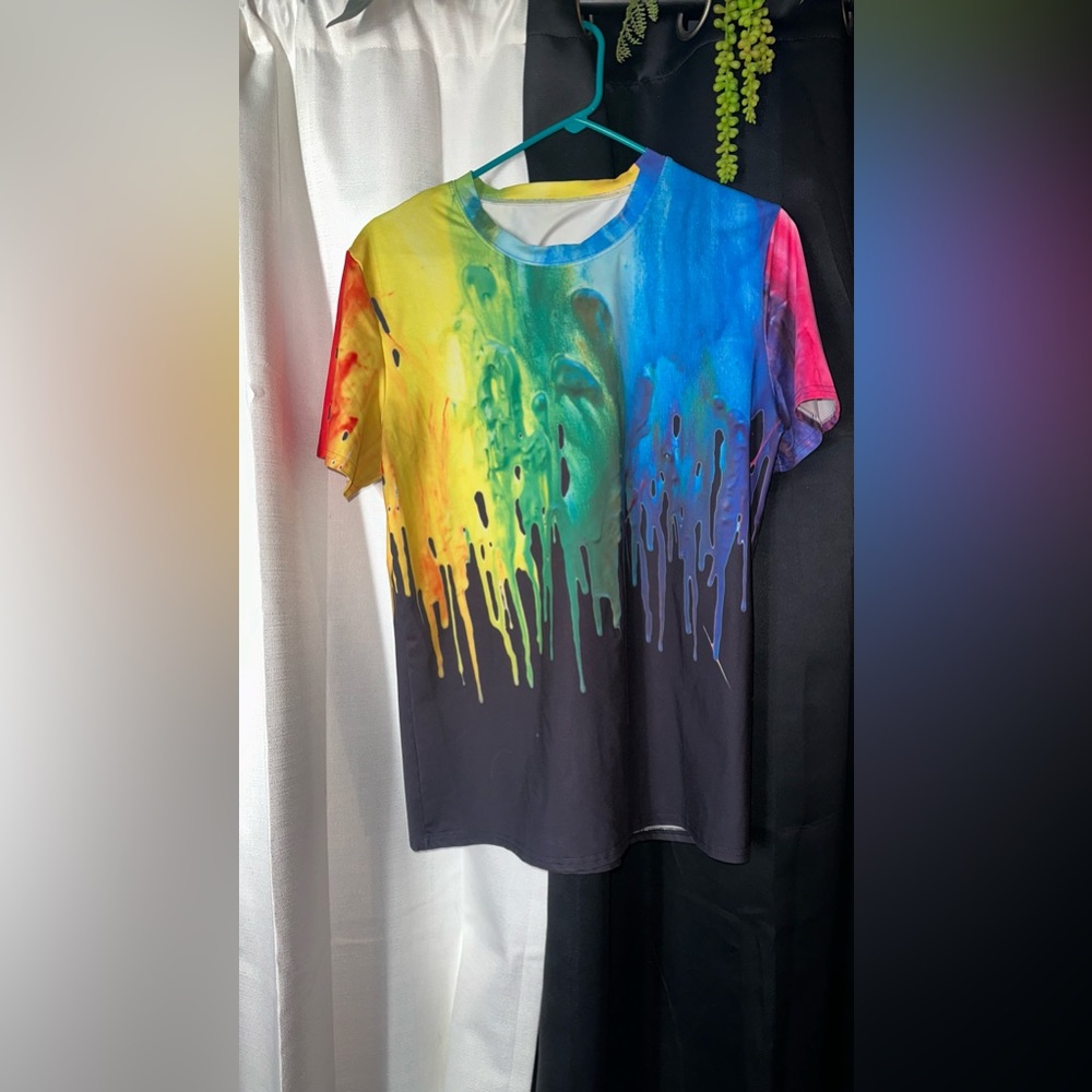 Melting paint design tshirt